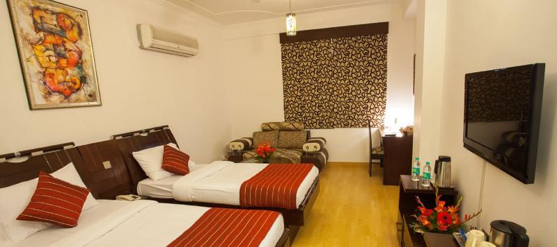 Oyo Townhouse 823 Green Leaf غورغاون المظهر الخارجي الصورة